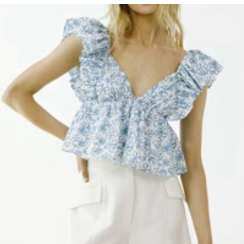NWT Storia Tie Back Tank Top Size Medium‎